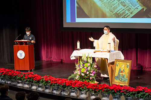 Advent Mass at SMCS in December 2021